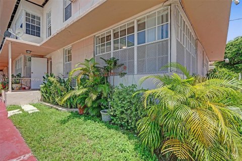 Купить коммерческую недвижимость в Майами-Бич, Флорида № 935050 - фото 22