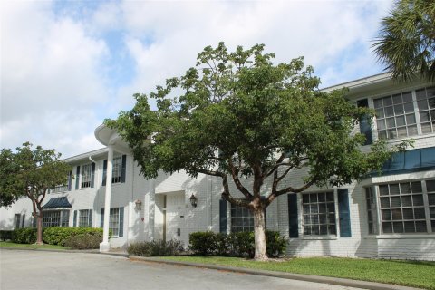 Condo in Fort Lauderdale, Florida, 2 bedrooms  № 1103532 - photo 14