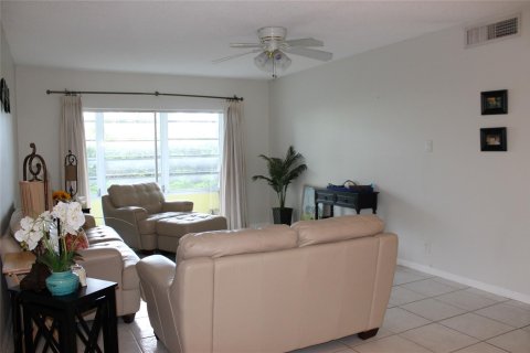 Copropriété à vendre à Fort Lauderdale, Floride: 2 chambres, 102.19 m2 № 1103532 - photo 10