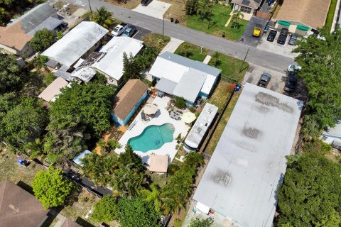 House in Fort Lauderdale, Florida 3 bedrooms, 109.81 sq.m. № 1182054 - photo 8