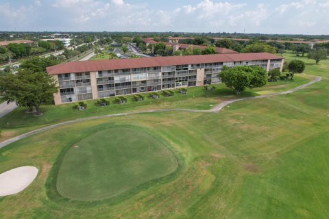 Copropriété à vendre à Pembroke Pines, Floride: 2 chambres, 88.54 m2 № 1182062 - photo 9