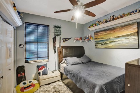 Casa en venta en Coral Springs, Florida, 4 dormitorios, 203.27 m2 № 920882 - foto 24