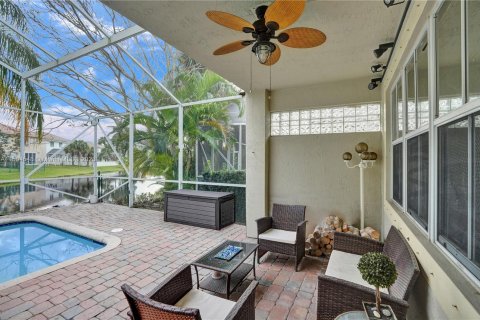 Villa ou maison à vendre à Coral Springs, Floride: 4 chambres, 203.27 m2 № 920882 - photo 6