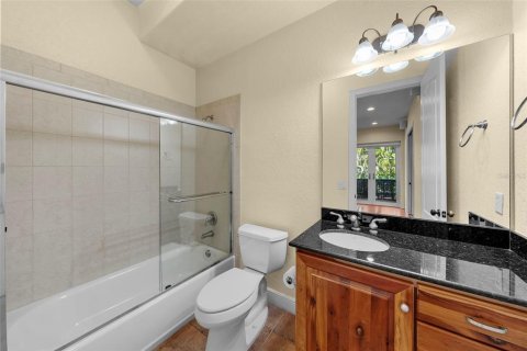 Casa en venta en Tampa, Florida, 6 dormitorios, 518.02 m2 № 1410114 - foto 17