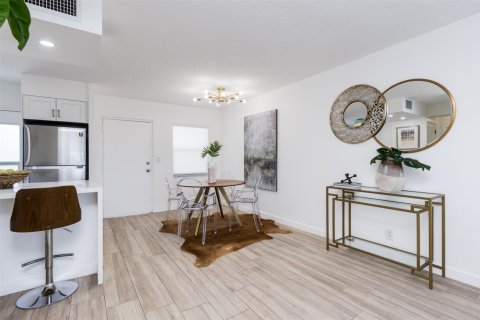 Condo in Fort Lauderdale, Florida, 1 bedroom  № 1142238 - photo 27