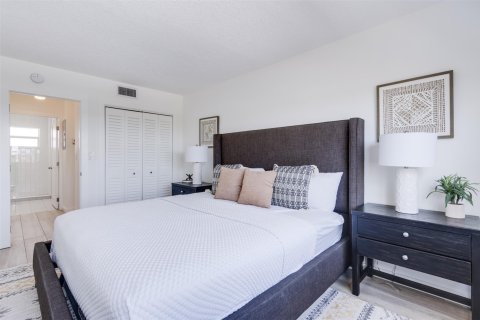 Condo in Fort Lauderdale, Florida, 1 bedroom  № 1142238 - photo 15