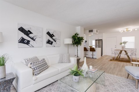 Condo in Fort Lauderdale, Florida, 1 bedroom  № 1142238 - photo 23