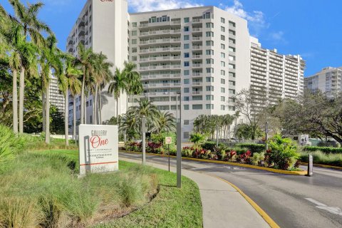 Hotel in Fort Lauderdale, Florida 1 bedroom, 50.91 sq.m. № 977126 - photo 13