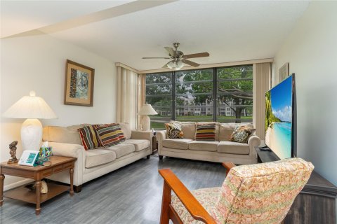 Condo in Davie, Florida, 2 bedrooms  № 1229208 - photo 30