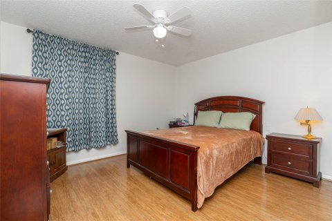 Condo in Davie, Florida, 2 bedrooms  № 1229208 - photo 15