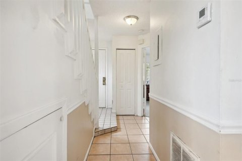 Touwnhouse à vendre à Orlando, Floride: 2 chambres, 115.2 m2 № 1247939 - photo 5