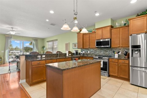 Townhouse in Clearwater, Florida 4 bedrooms, 289.67 sq.m. № 914888 - photo 17