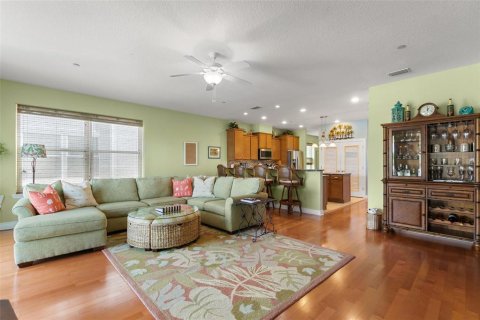 Townhouse in Clearwater, Florida 4 bedrooms, 289.67 sq.m. № 914888 - photo 9