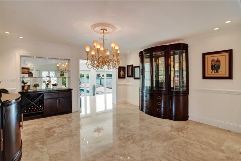 Villa ou maison à vendre à North Bay Village, Floride: 3 chambres, 212.19 m2 № 876291 - photo 16