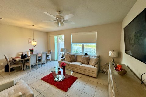 Townhouse in West Palm Beach, Florida 3 bedrooms, 135.08 sq.m. № 1003735 - photo 6