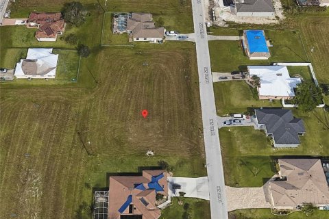 Land in Cape Coral, Florida № 680821 - photo 3