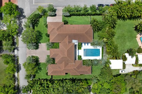 Casa en venta en Pinecrest, Florida, 6 dormitorios, 617.34 m2 № 1178071 - foto 3