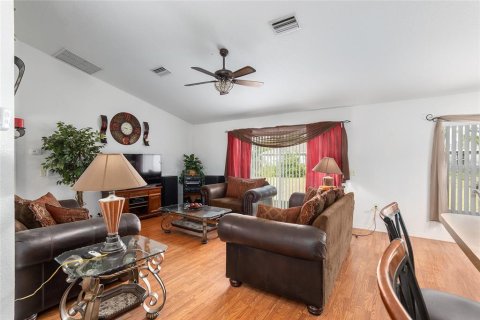 Casa en venta en Ocala, Florida, 4 dormitorios, 152.36 m2 № 1140019 - foto 10