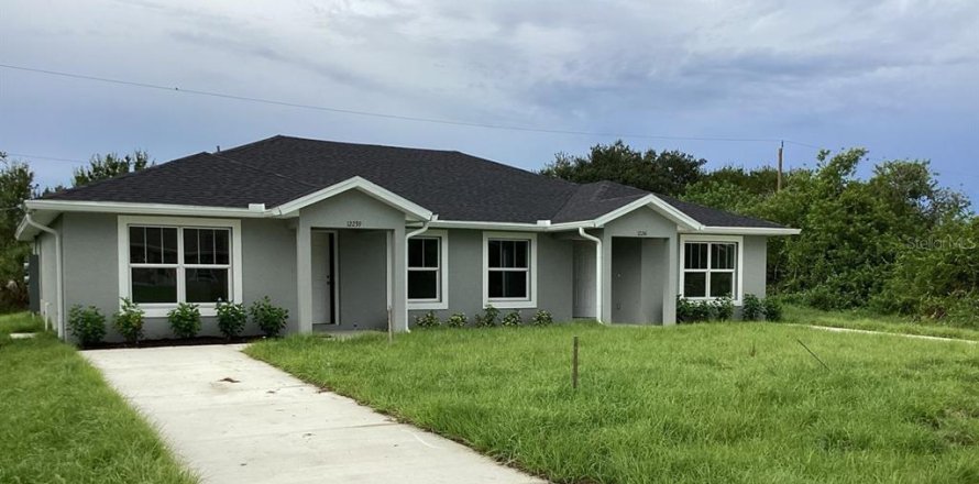 Коммерческая недвижимость в Порт-Шарлотт, Флорида 194.72м2 № 1152569