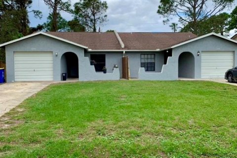 Immobilier commercial à vendre à Edgewater, Floride: 211.07 m2 № 1375232 - photo 1