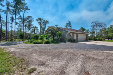 House in Loxahatchee Groves, Florida 5 bedrooms, 233.93 sq.m. № 1224881 - photo 17