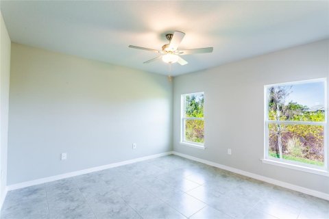 House in Punta Gorda, Florida 4 bedrooms, 167.5 sq.m. № 1369776 - photo 9