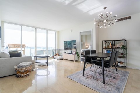 Condo in Miami, Florida, 2 bedrooms  № 1289178 - photo 5