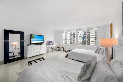 Condominio en venta en Miami Beach, Florida, 2 dormitorios, 144 m2 № 1289225 - foto 20