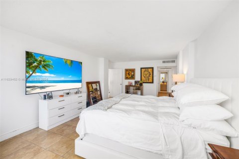 Condominio en venta en Miami Beach, Florida, 2 dormitorios, 144 m2 № 1289225 - foto 21