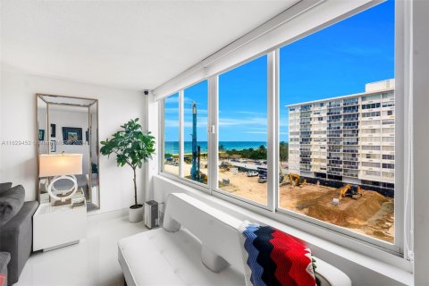 Condominio en venta en Miami Beach, Florida, 2 dormitorios, 144 m2 № 1289225 - foto 16