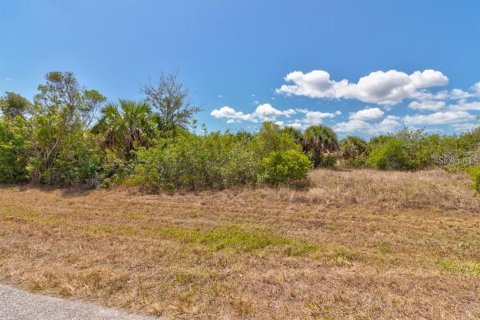 Terreno en venta en Port Charlotte, Florida № 941885 - foto 7