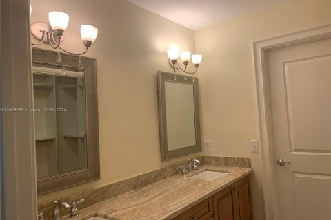 Condo in Weston, Florida, 2 bedrooms  № 1364983 - photo 30