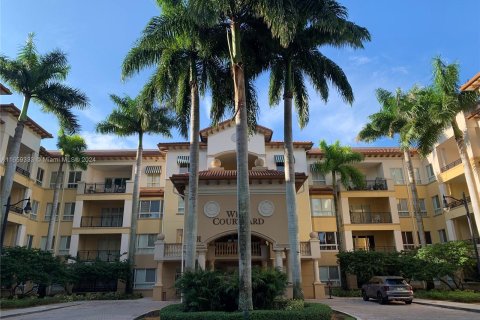 Condominio en alquiler en Weston, Florida, 2 dormitorios, 148.09 m2 № 1364983 - foto 2