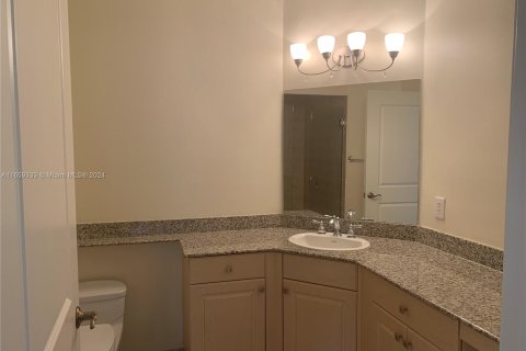 Condo in Weston, Florida, 2 bedrooms  № 1364983 - photo 28