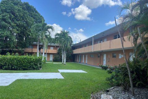 Copropriété à louer à Cutler Bay, Floride: 2 chambres, 99.87 m2 № 1364981 - photo 7