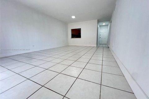 Copropriété à louer à Cutler Bay, Floride: 2 chambres, 99.87 m2 № 1364981 - photo 26