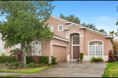 House in Davenport, Florida 5 bedrooms, 220.74 sq.m. № 1253353 - photo 1