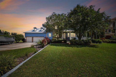 Villa ou maison à vendre à Tampa, Floride: 4 chambres, 335.47 m2 № 1382713 - photo 2