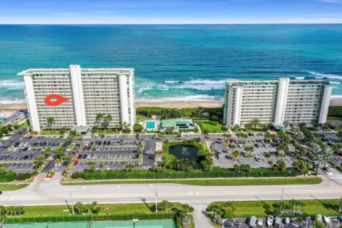 Condominio en venta en Jensen Beach, Florida, 2 dormitorios, 95.04 m2 № 837889 - foto 8