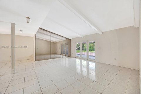 Casa en venta en Miami, Florida, 3 dormitorios, 219.44 m2 № 1393517 - foto 7