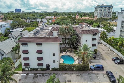 Condo in Fort Lauderdale, Florida, 3 bedrooms  № 1393519 - photo 29