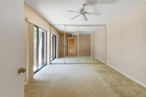 Townhouse in West Palm Beach, Florida 2 bedrooms, 114.83 sq.m. № 1208621 - photo 15