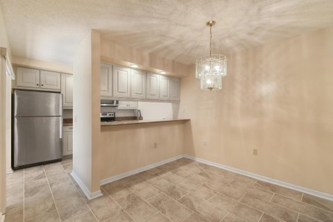 Townhouse in West Palm Beach, Florida 2 bedrooms, 114.83 sq.m. № 1208621 - photo 23