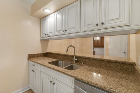 Townhouse in West Palm Beach, Florida 2 bedrooms, 114.83 sq.m. № 1208621 - photo 19