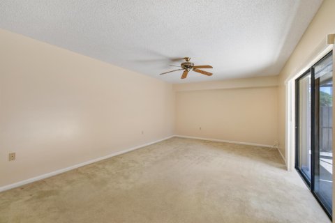 Townhouse in West Palm Beach, Florida 2 bedrooms, 114.83 sq.m. № 1208621 - photo 26