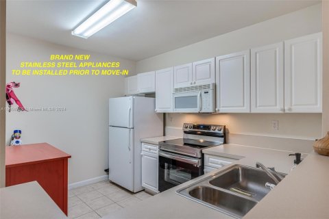 Copropriété à louer à Fort Lauderdale, Floride: 2 chambres, 107.12 m2 № 1364154 - photo 7