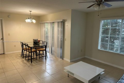 Condo in West Palm Beach, Florida, 1 bedroom  № 1441578 - photo 7