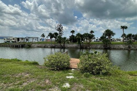 Terreno en venta en Englewood, Florida № 591157 - foto 6