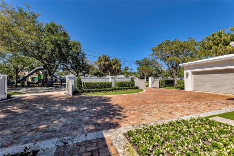 Villa ou maison à vendre à Fort Lauderdale, Floride: 4 chambres, 319.77 m2 № 1182238 - photo 12