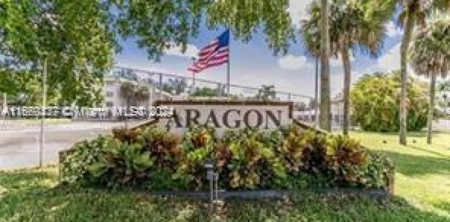 Condo in Sunrise, Florida, 2 bedrooms  № 1370682